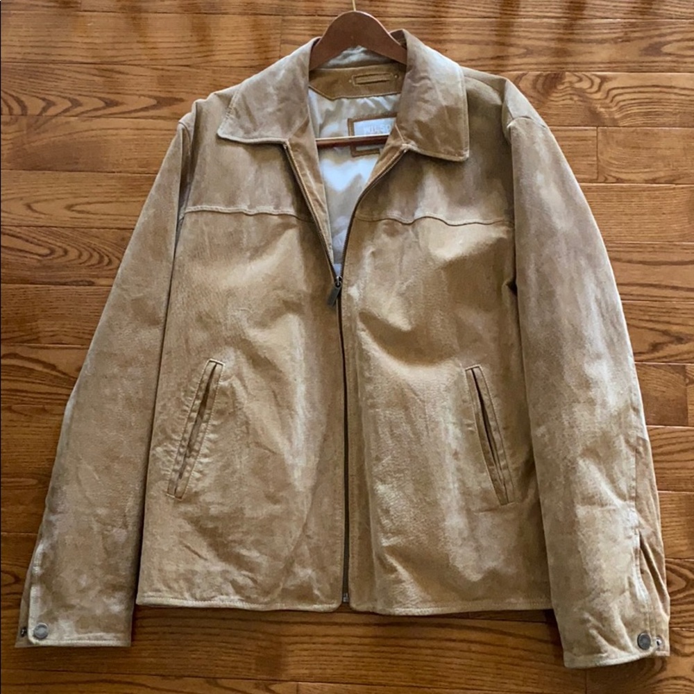 Wilson men’s size XL leather suede jacket.